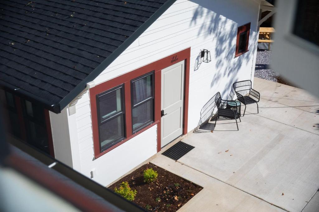 The Compass Mcminnville Exterior foto